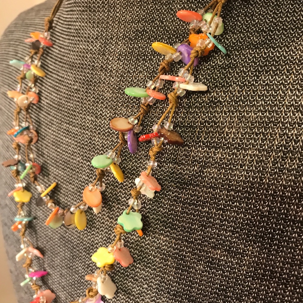 Multi colored necklace
